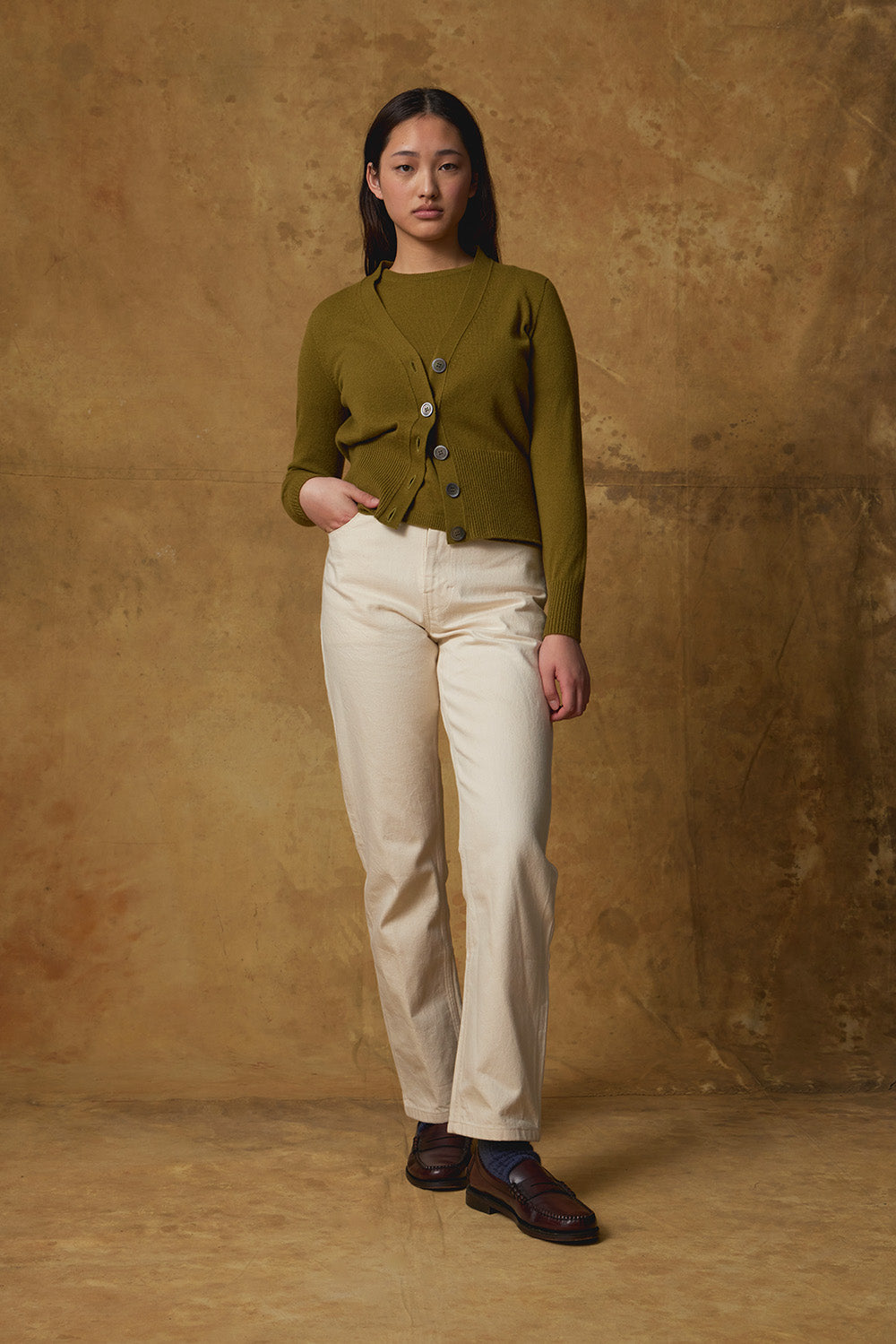 Standard Issue Cashmere V Cardigan in Purslane Green